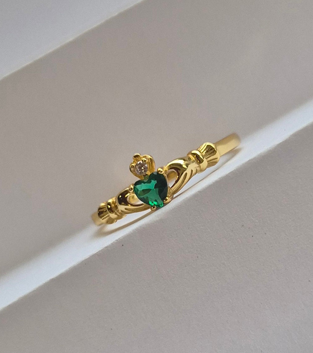 Emerald Claddagh Ring Sterling Silver