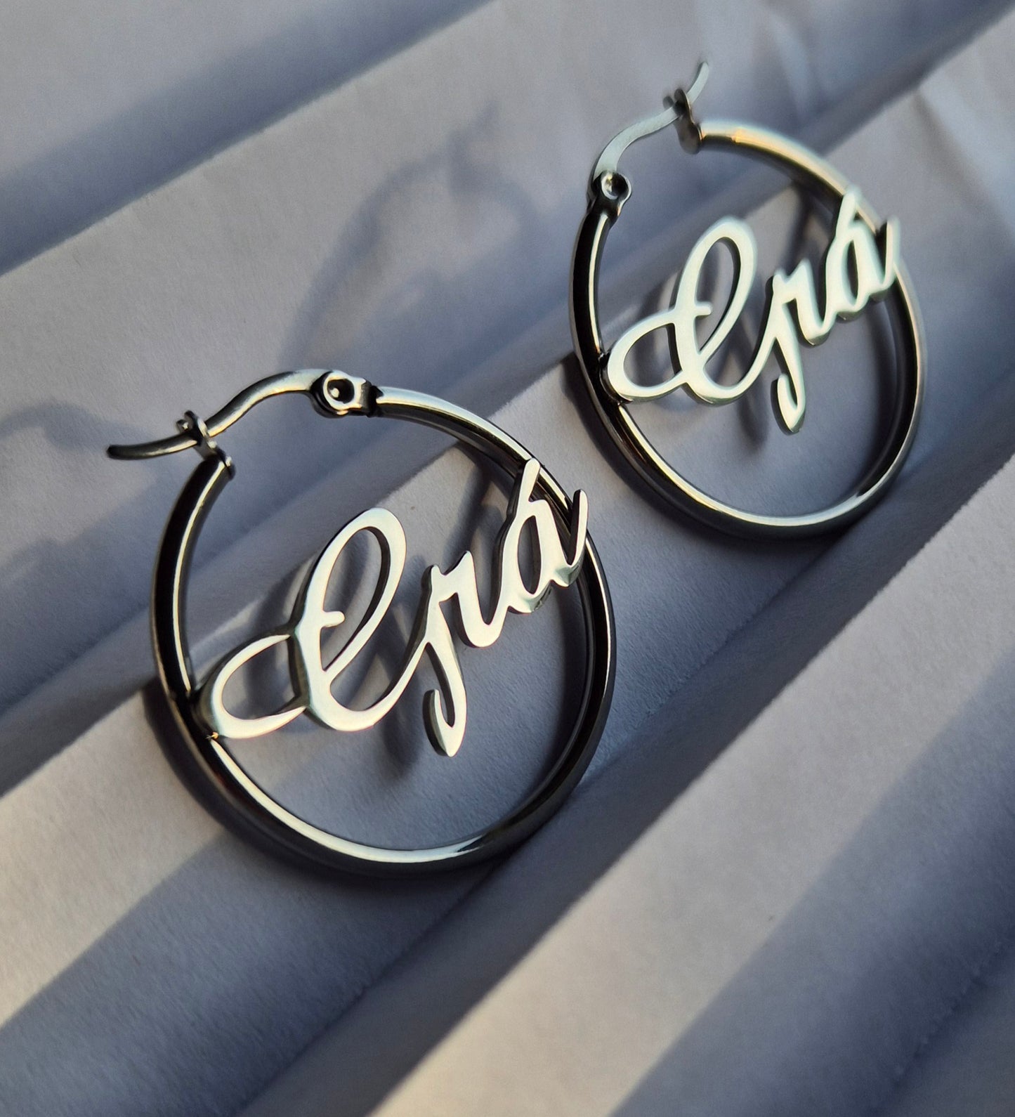 Grá Hoops