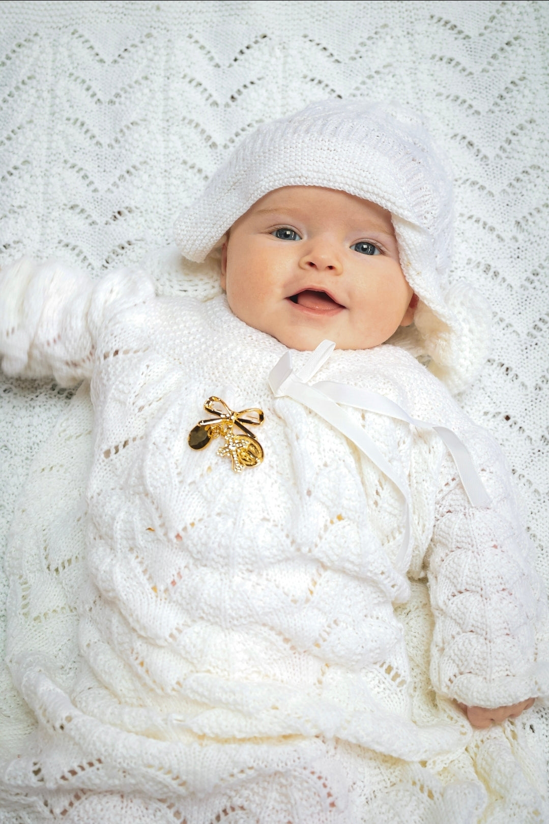 Gold Protection Pin (Baptismal)