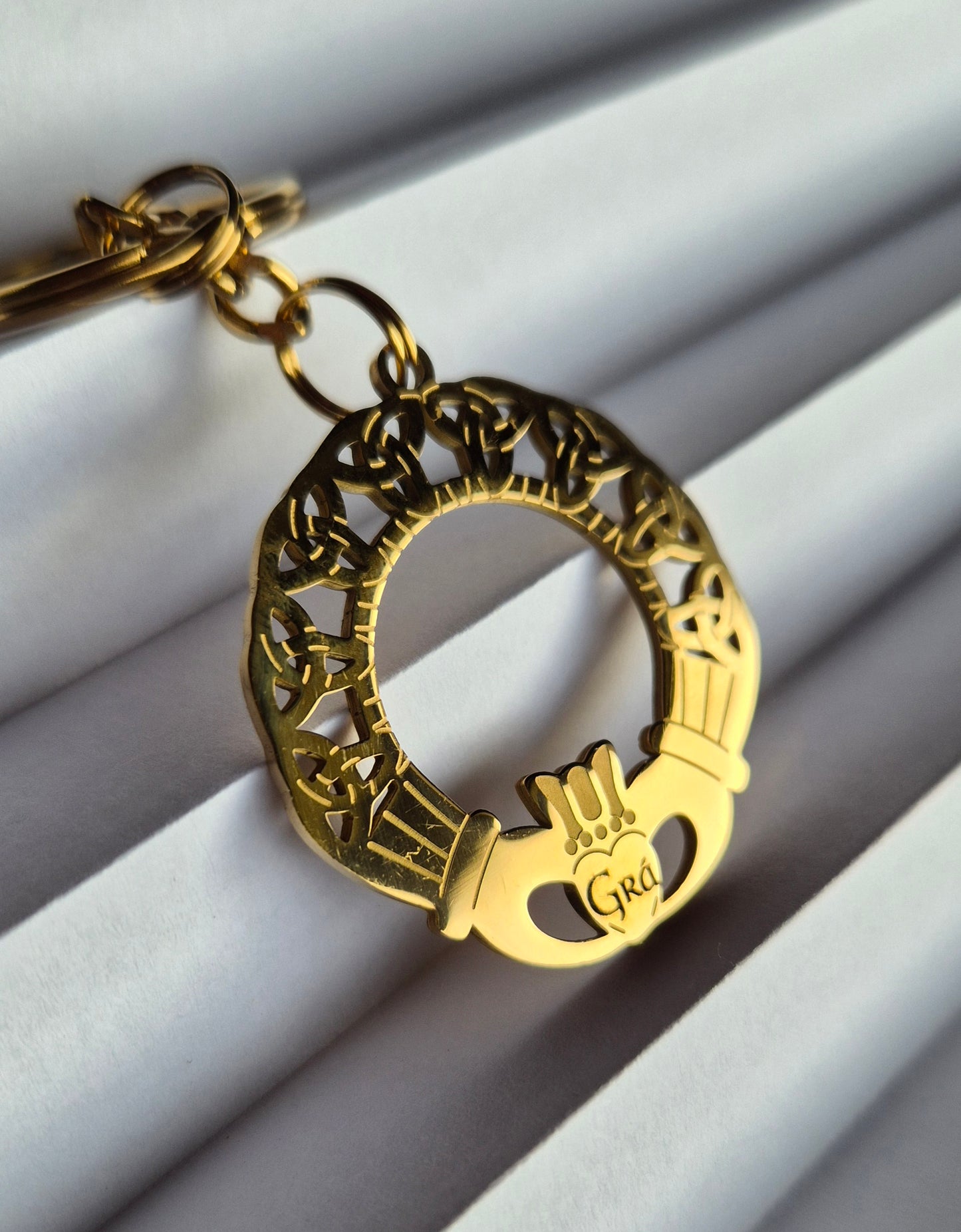 Claddagh Grá Keyring