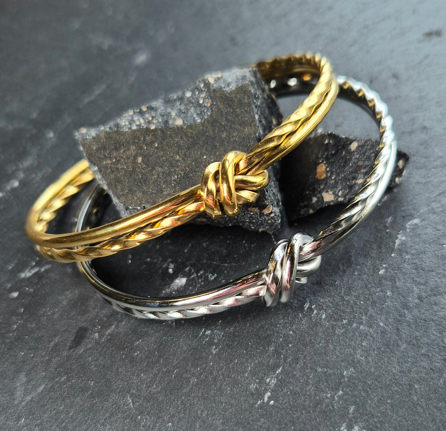 Irish Love Knot Bangle