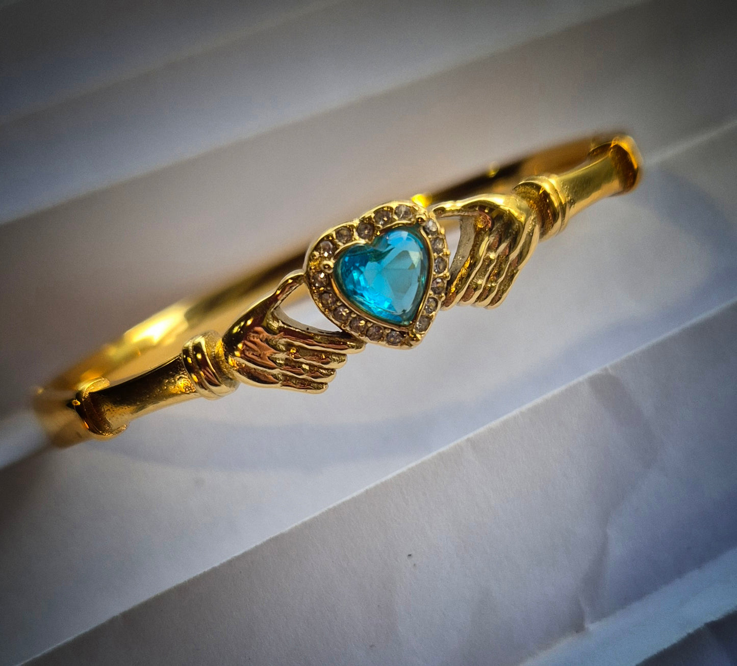 Fenian Claddagh Bangle