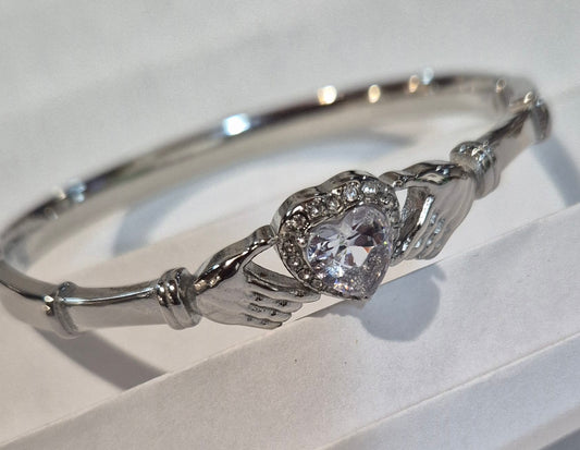 Fenian Claddagh Bangle White Zircon