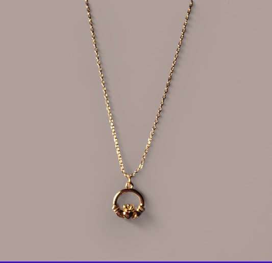 Sterling Silver Claddagh Necklace
