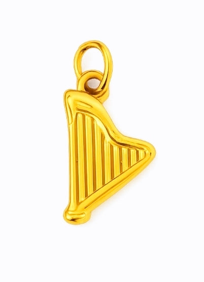 The Cláirseach (Irish Harp) Charm