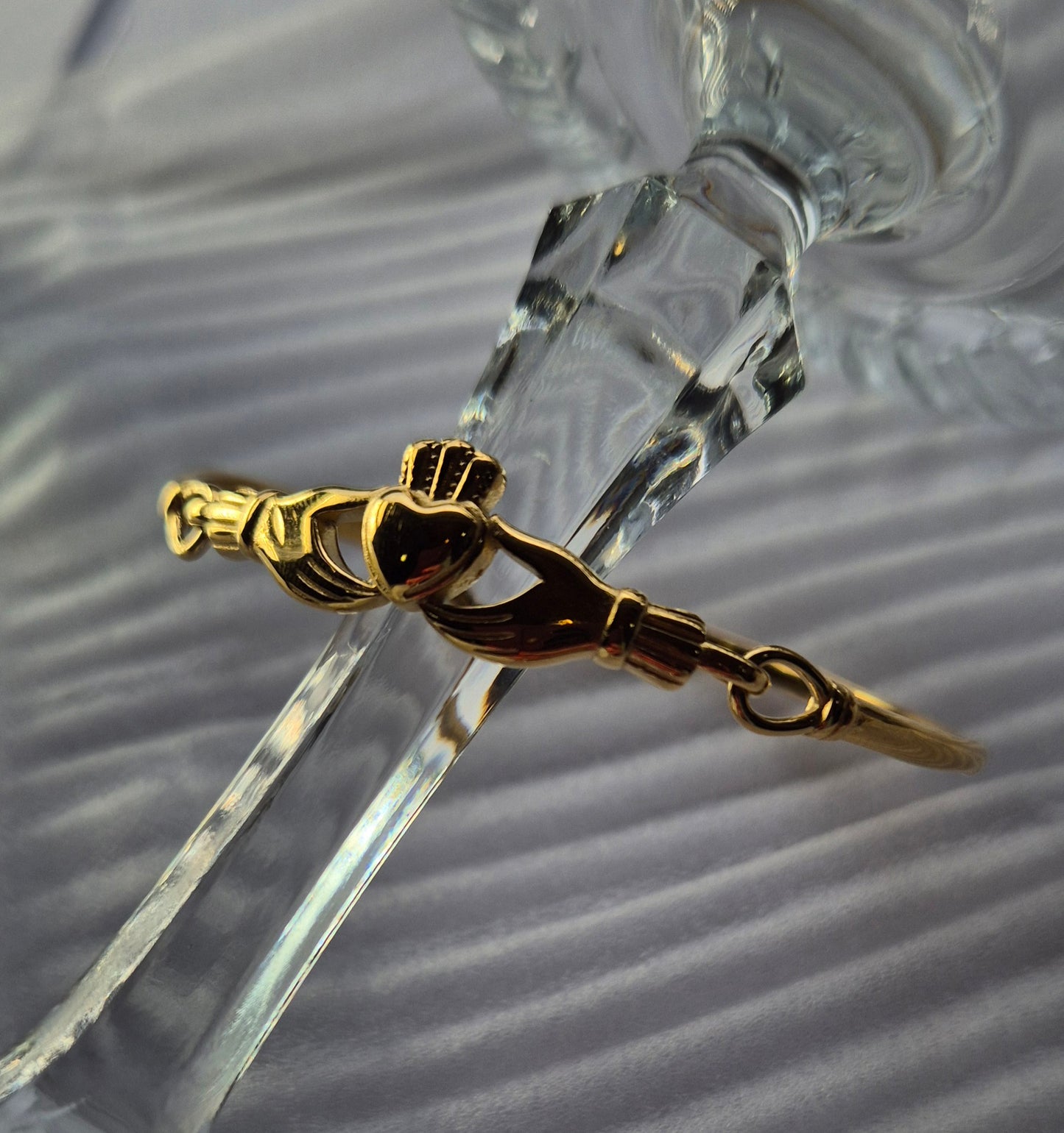 Claddagh Bangle